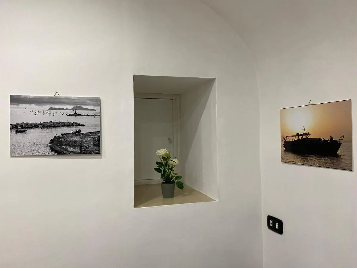 Lucia A Mare Bed & Breakfast Naples Italy